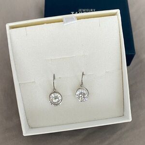 New Elegant Silver CZ Crystal Dangle Earrings